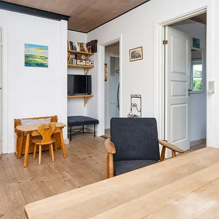Renovated Near - By Traum